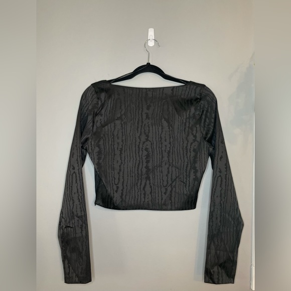 Zara Long Sleeved Crop Top - New with Tags - Black - Large - Picture 2 of 6